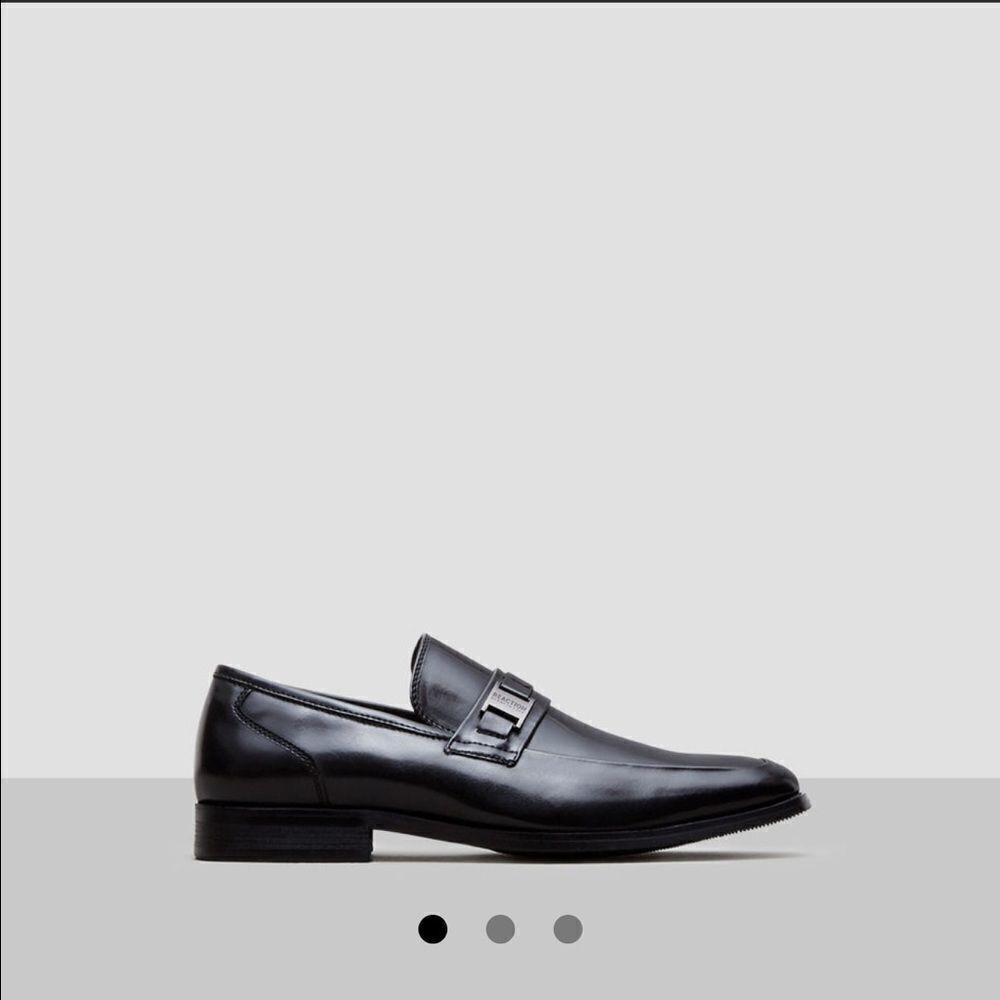 Kenneth Cole NWB  - Picture 3 of 4